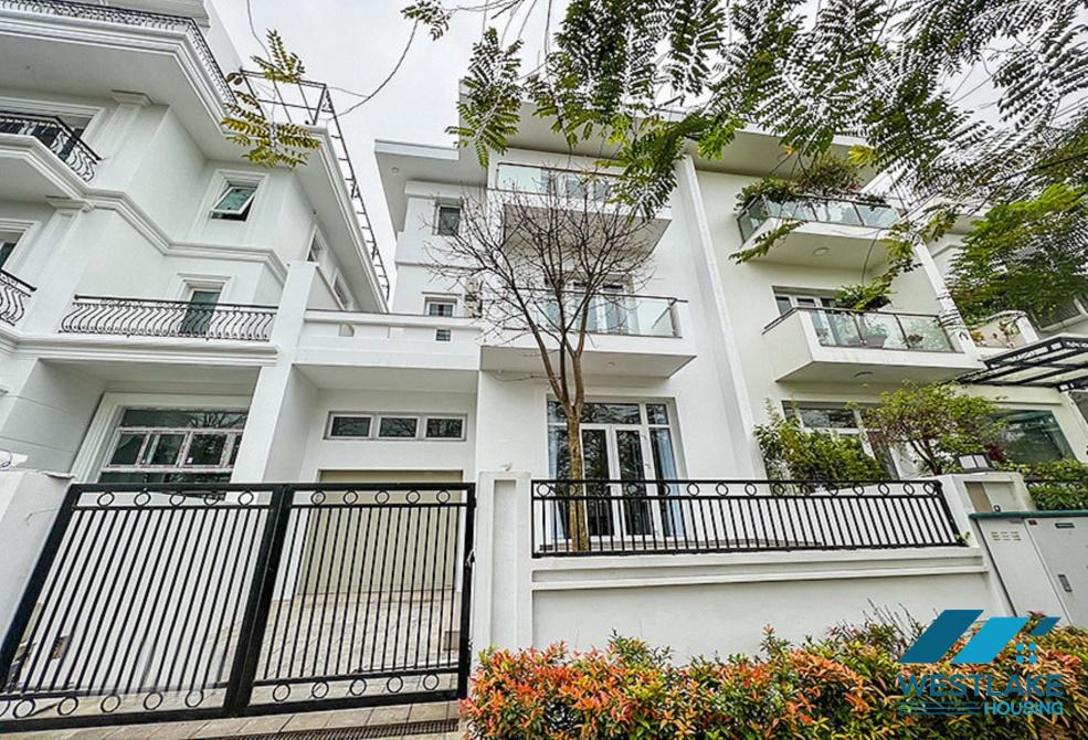 Morden 5 bedrooms house for rent in K block, Ciputra, Tay Ho ,Ha Noi