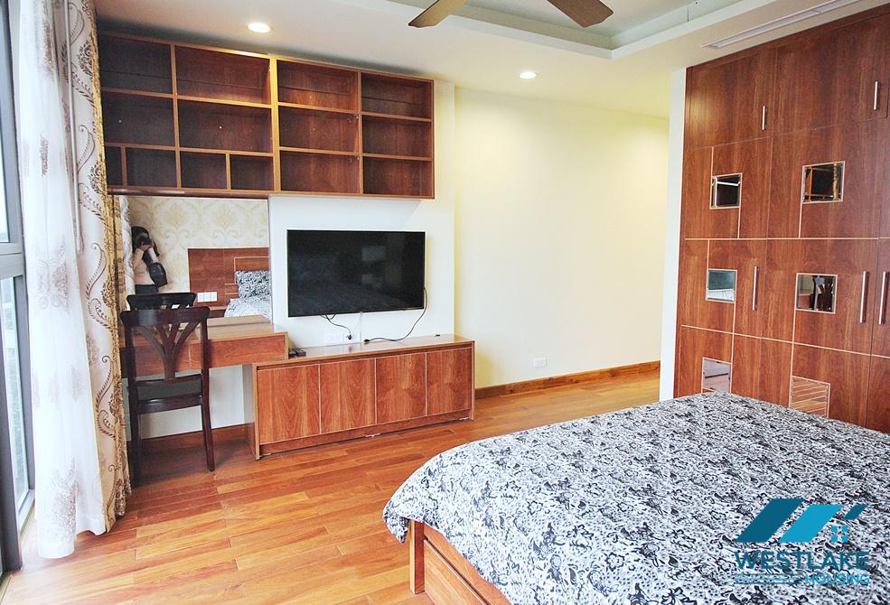 An affordable 3 bedroom apartment for rent in Dang Thai Mai, Tay Ho