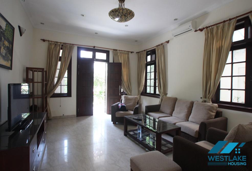 Cho thuê nhà đầy đủ nội thất tại khu C – Ciputra, Tây Hồ, Hà Nội