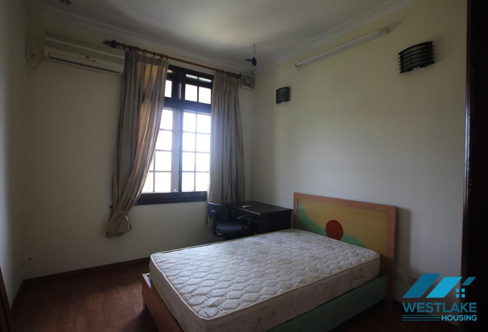 Cho thuê nhà đầy đủ nội thất tại khu C – Ciputra, Tây Hồ, Hà Nội