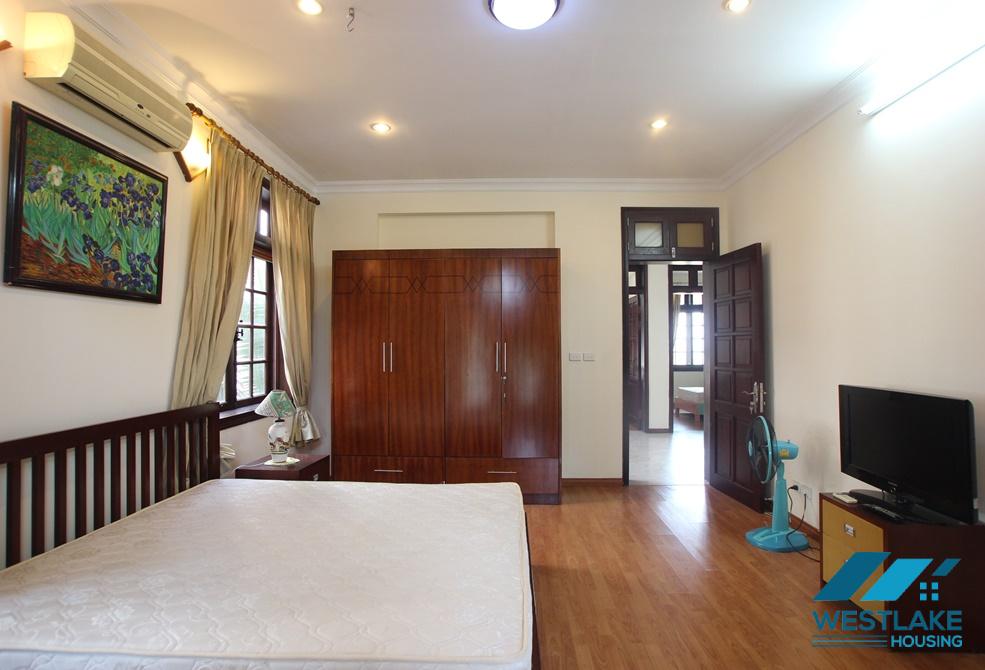 Cho thuê nhà đầy đủ nội thất tại khu C – Ciputra, Tây Hồ, Hà Nội