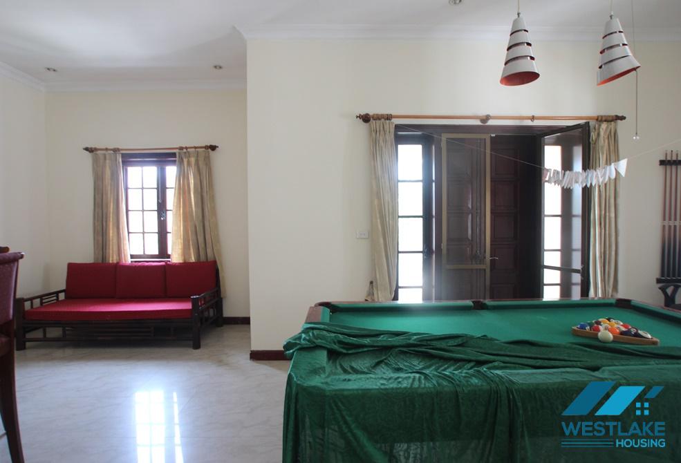 Cho thuê nhà đầy đủ nội thất tại khu C – Ciputra, Tây Hồ, Hà Nội