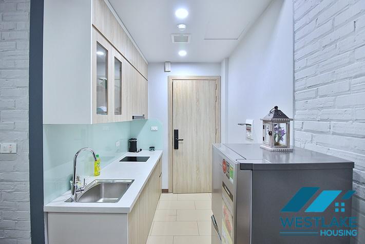 Cho Thuê Căn Hộ Studio Hiện Đại Thoáng Sáng Trên Đường Trịnh Công Sơn, Tây Hồ, Hà Nội.