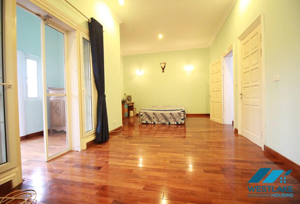 Cho thuê nhà đầy đủ nội thất hiện đại, gần trường SIS & UNIS – Ciputra, Tây Hồ, Hà Nội Cho thuê nhà đầy đủ nội thất hiện đại, gần trường SIS & UNIS – Ciputra, Tây Hồ, Hà Nội