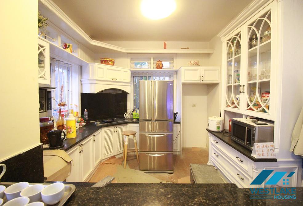 Cho thuê nhà đầy đủ nội thất hiện đại, gần trường SIS & UNIS – Ciputra, Tây Hồ, Hà Nội Cho thuê nhà đầy đủ nội thất hiện đại, gần trường SIS & UNIS – Ciputra, Tây Hồ, Hà Nội