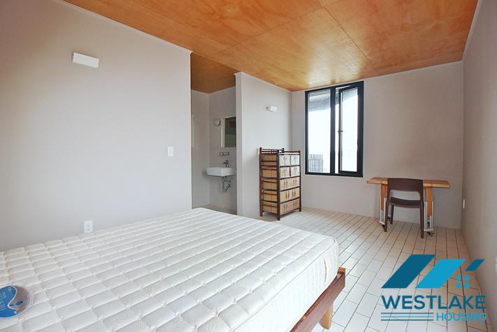 Cho Thuê Căn Hộ Duplex 3 phòng ngủ Với Ban Công Rộng Sáng Thoáng Tại Phố Xuân Diệu Tây Hồ, Hà Nội