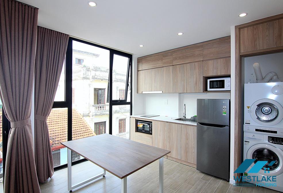 A modern 2 bedroom apartment for rent in Au Co, Tay Ho