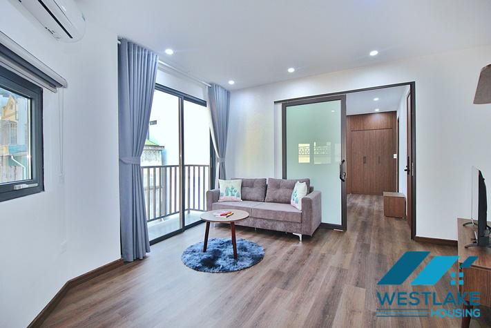 Newly one-bedroom apartment with balcony for rent on Au Co Street, Tay Ho Ward, Hanoi.