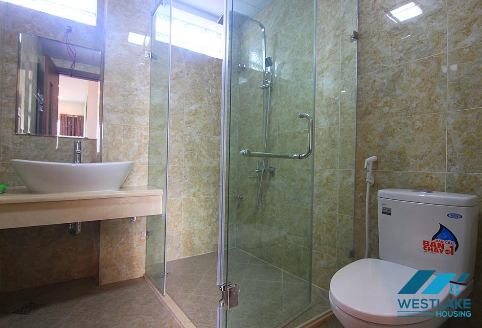 A spacious 1 bedroom apartment for rent in Au Co, Tay Ho, Ha Noi A spacious 1 bedroom apartment for rent in Au Co, Tay Ho, Ha Noi