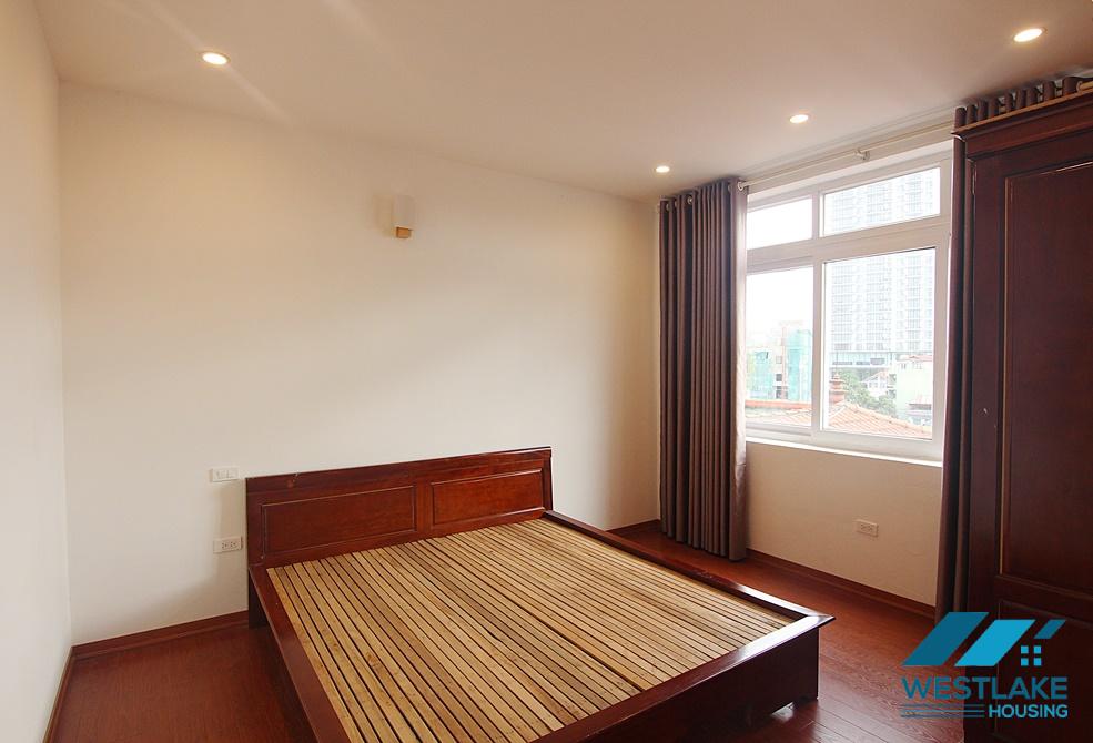A spacious 1 bedroom apartment for rent in Au Co, Tay Ho, Ha Noi A spacious 1 bedroom apartment for rent in Au Co, Tay Ho, Ha Noi