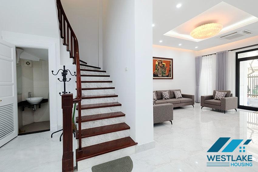 Cho thuê nhà hiện đại, mới mẻ tại Ciputra – Tây Hồ, Hà Nội