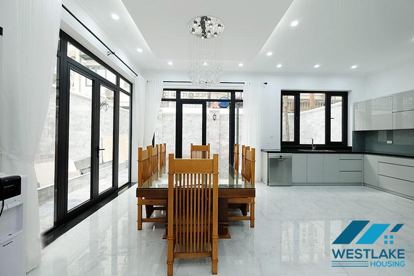 Cho thuê nhà hiện đại, mới mẻ tại Ciputra – Tây Hồ, Hà Nội