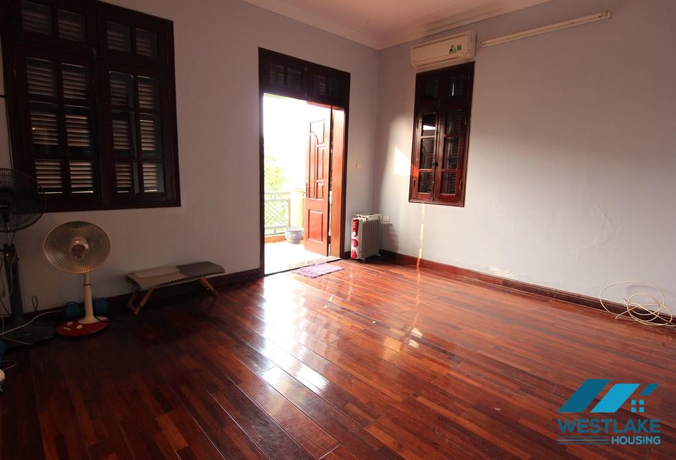 Lovely house for rent in Au Co, Tay Ho, Ha Noi Lovely house for rent in Au Co, Tay Ho, Ha Noi