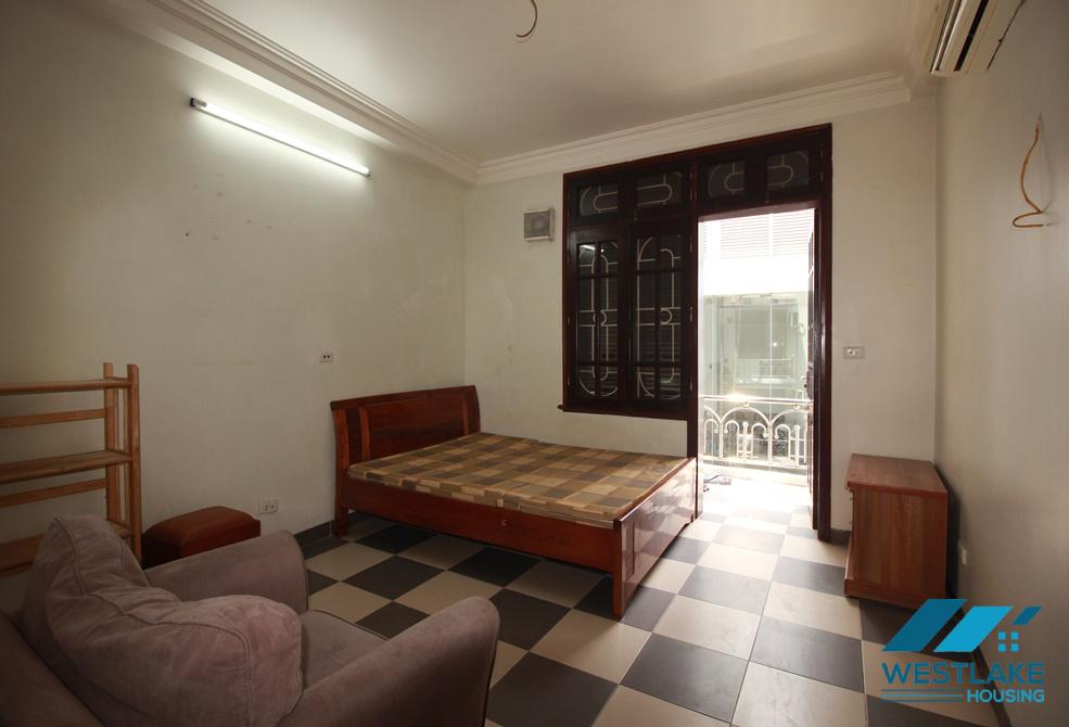 A cheap 4 bedroom house for rent in Au Co, Tay Ho A cheap 4 bedroom house for rent in Au Co, Tay Ho