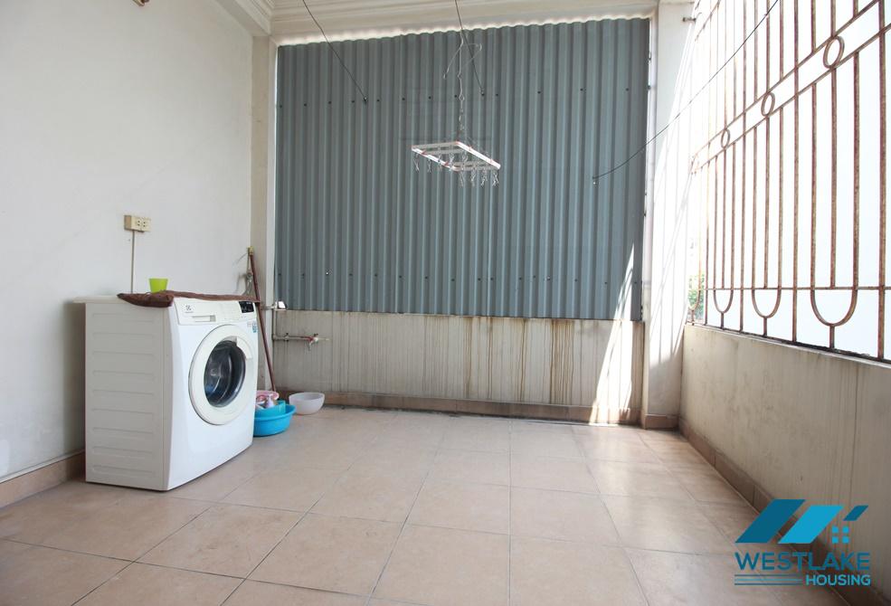 A cheap 4 bedroom house for rent in Au Co, Tay Ho A cheap 4 bedroom house for rent in Au Co, Tay Ho