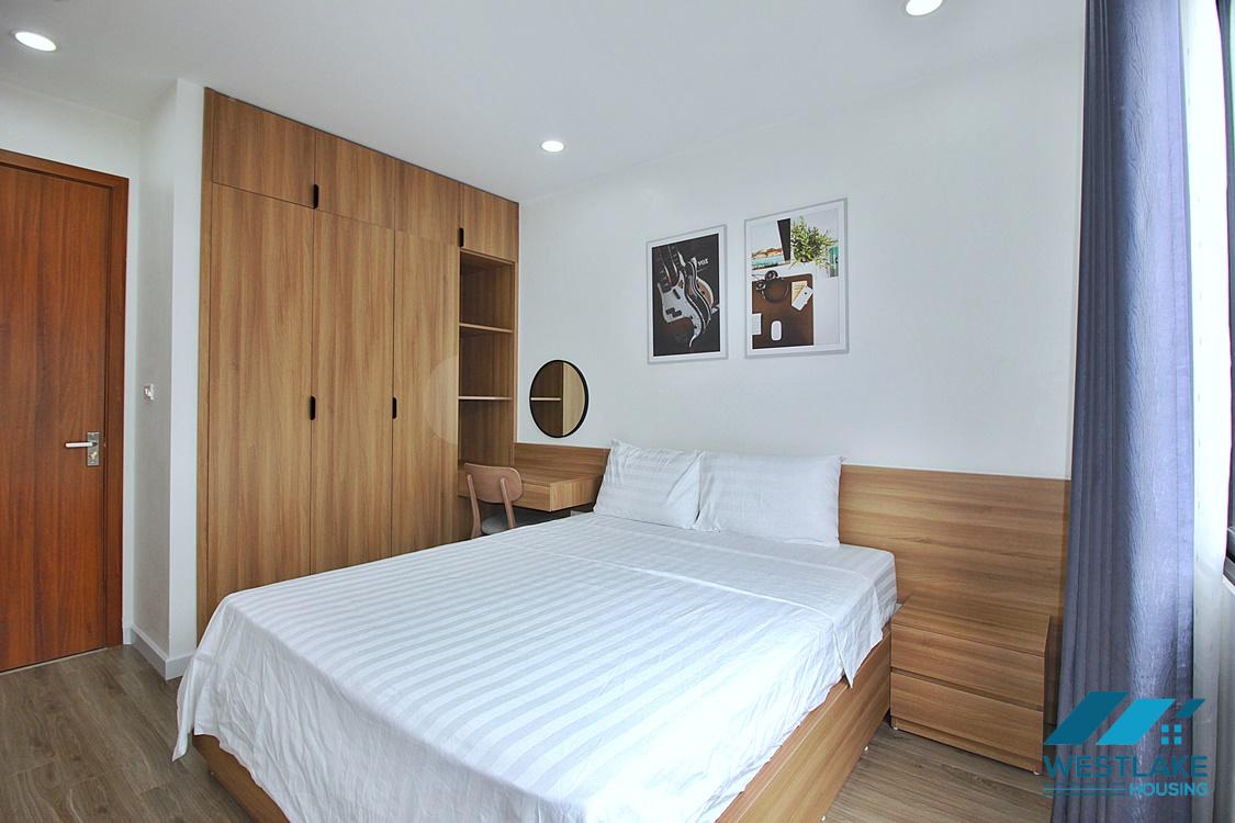 Cho Thuê Căn Hộ 2 Phòng Ngủ Mới Đẹp Hiện Đại, Ban Công Rộng Sáng Thoáng Tại Tây Hồ, Hà Nội.