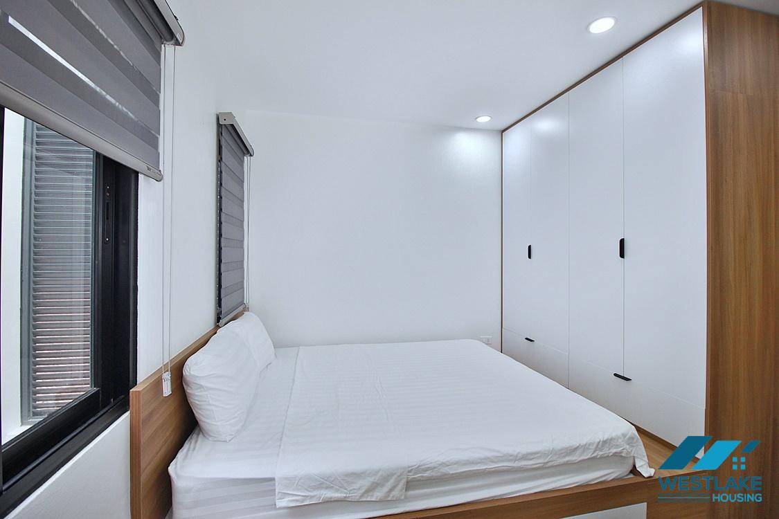 Cho Thuê Căn Hộ 2 Phòng Ngủ Mới Đẹp Hiện Đại, Ban Công Rộng Sáng Thoáng Tại Tây Hồ, Hà Nội.