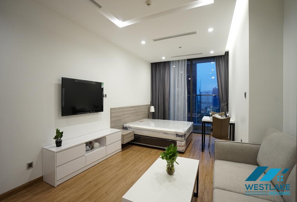 A brand new studio for rent in Vinhomes Metropolis, Ba Dinh, Ha Noi