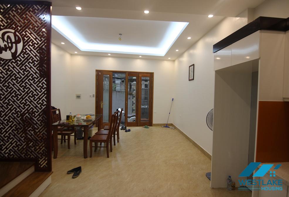 A newly 4 bedroom house for rent in Au Co, Tay Ho