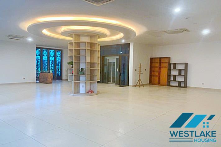 Cho Thuê Sàn Văn Phòng  Rộng Thoáng Tại Phố Tô Ngọc Vân, Tây Hồ, Hà Nội