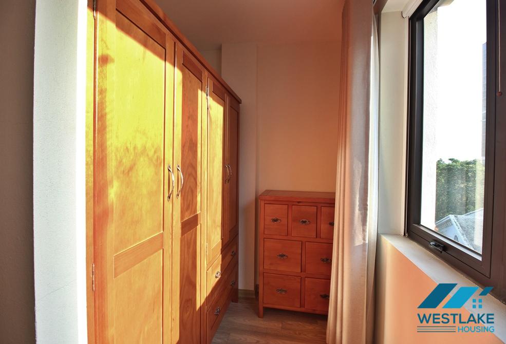 Lovely 03-bedroom apartment for rent in West Lake area, Tay Ho, Ha Noi Lovely 03-bedroom apartment for rent in West Lake area, Tay Ho, Ha Noi