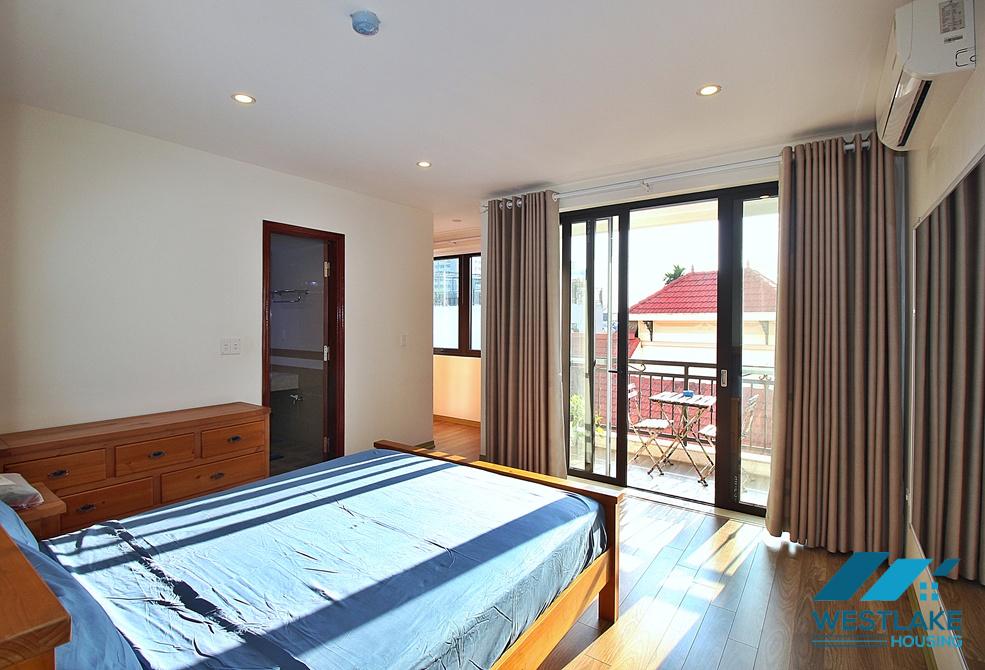 Lovely 03-bedroom apartment for rent in West Lake area, Tay Ho, Ha Noi Lovely 03-bedroom apartment for rent in West Lake area, Tay Ho, Ha Noi