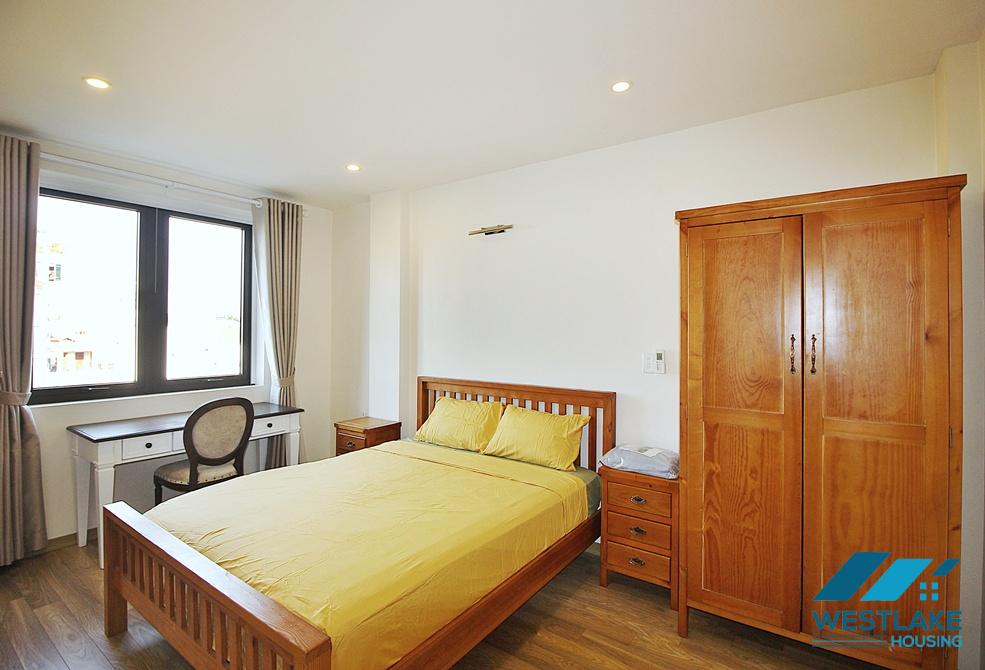 Lovely 03-bedroom apartment for rent in West Lake area, Tay Ho, Ha Noi Lovely 03-bedroom apartment for rent in West Lake area, Tay Ho, Ha Noi