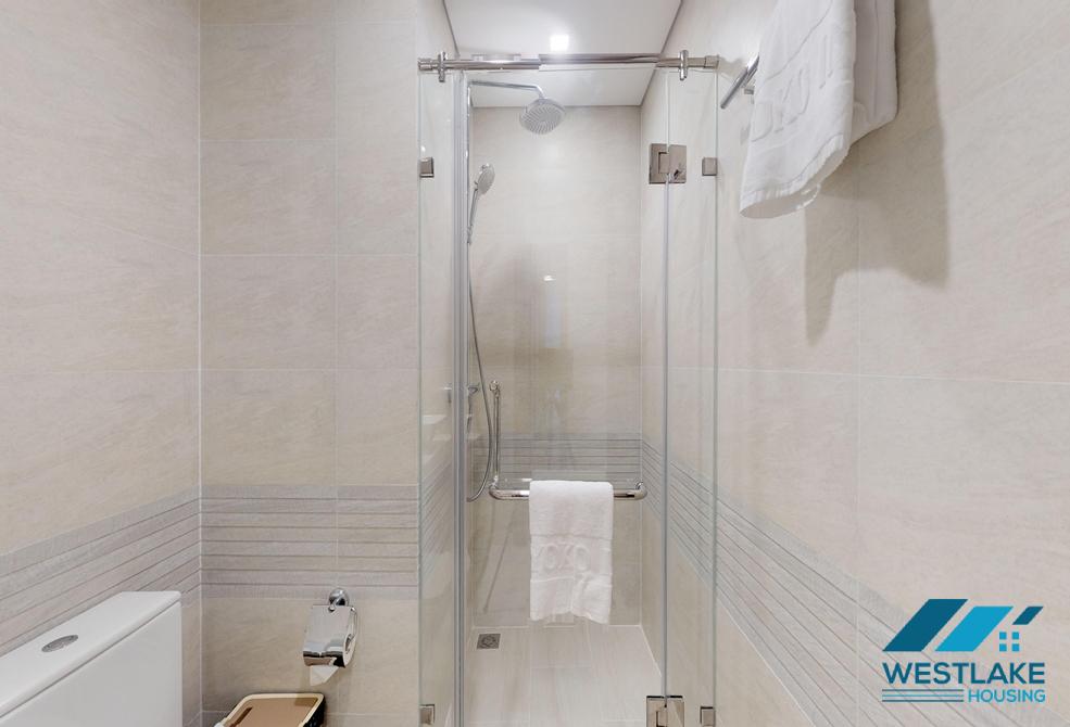 A beautiful and spacious 3 bedroom apartment for rent in Vinhomes Metropolis, Ba Dinh, Ha Noi