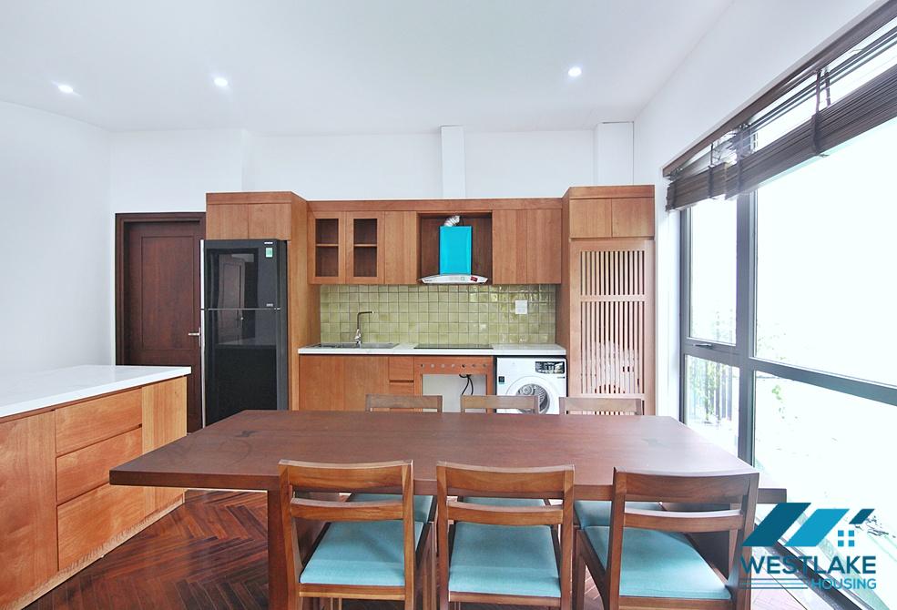 Cho Thuê Căn Hộ 4 Phòng Ngủ Đẹp, Ban Công Rộng Thoáng Mát Trên Đường Tây Hồ, Hà Nội Cho Thuê Căn Hộ 4 Phòng Ngủ Đẹp, Ban Công Rộng Thoáng Mát Trên Đường Tây Hồ, Hà Nội