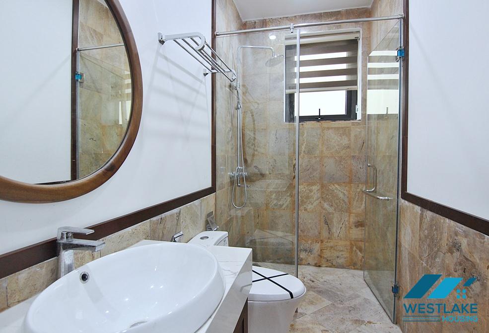 Cho Thuê Căn Hộ 4 Phòng Ngủ Đẹp, Ban Công Rộng Thoáng Mát Trên Đường Tây Hồ, Hà Nội Cho Thuê Căn Hộ 4 Phòng Ngủ Đẹp, Ban Công Rộng Thoáng Mát Trên Đường Tây Hồ, Hà Nội