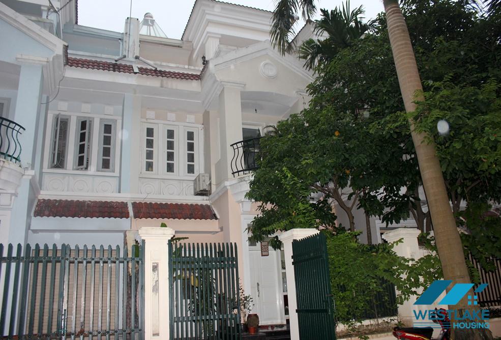 Cho thuê nhà có nội thất đẹp tại Ciputra – Không gian sống yên tĩnh, tiện nghi