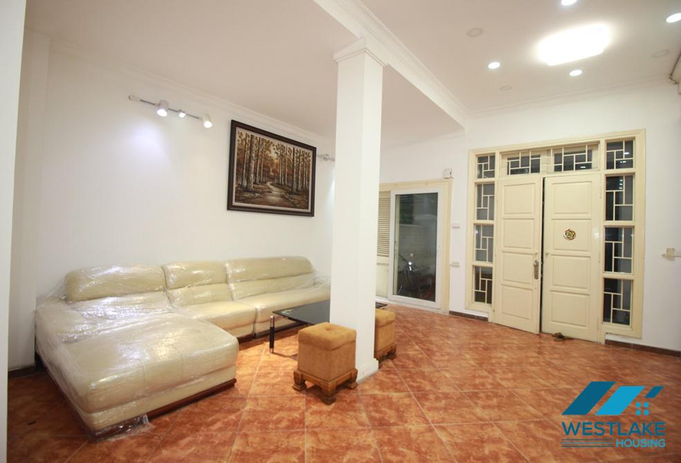 Cho thuê nhà 4 phòng ngủ tại khu C – Ciputra, Tây Hồ Cho thuê nhà 4 phòng ngủ tại khu C – Ciputra, Tây Hồ