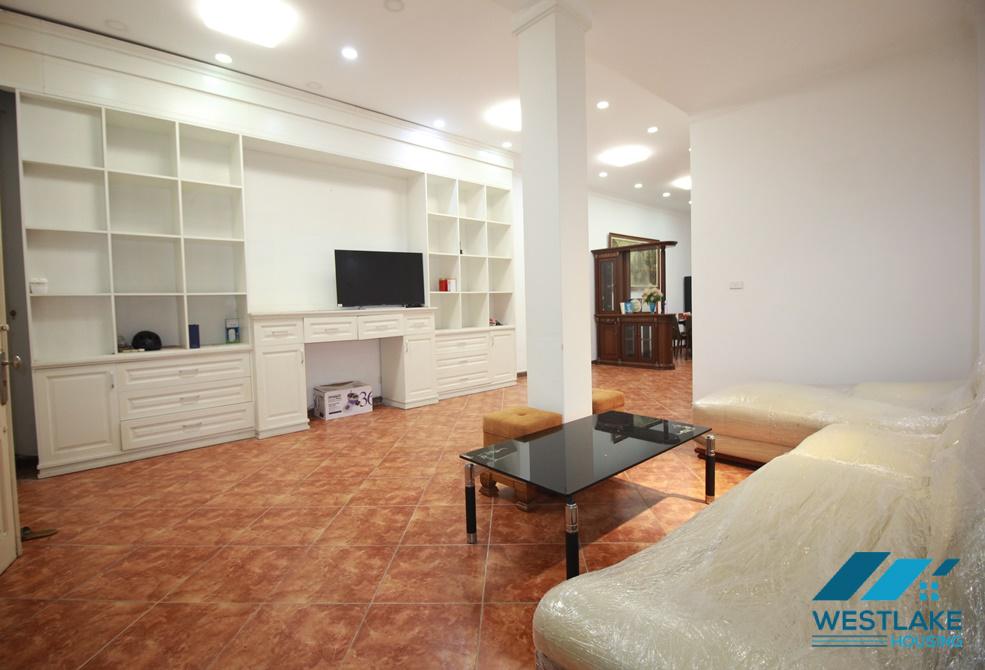 Cho thuê nhà 4 phòng ngủ tại khu C – Ciputra, Tây Hồ Cho thuê nhà 4 phòng ngủ tại khu C – Ciputra, Tây Hồ