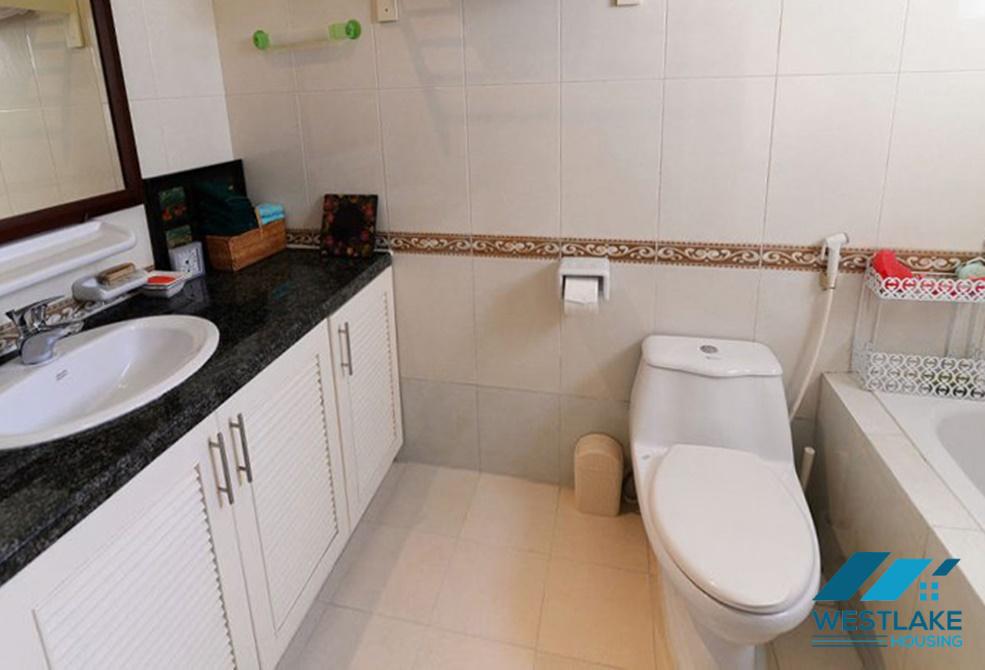 Cho thuê nhà 5 phòng ngủ tại khu C – Ciputra, Tây Hồ Cho thuê nhà 5 phòng ngủ tại khu C – Ciputra, Tây Hồ