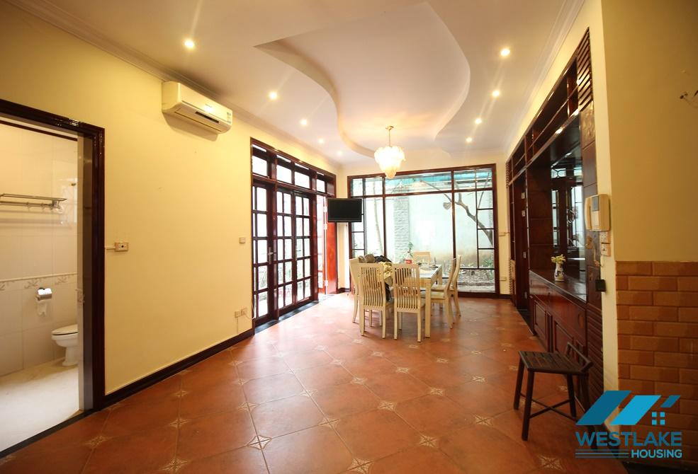 Cho thuê biệt thự 5 phòng ngủ tại Ciputra – Tây Hồ