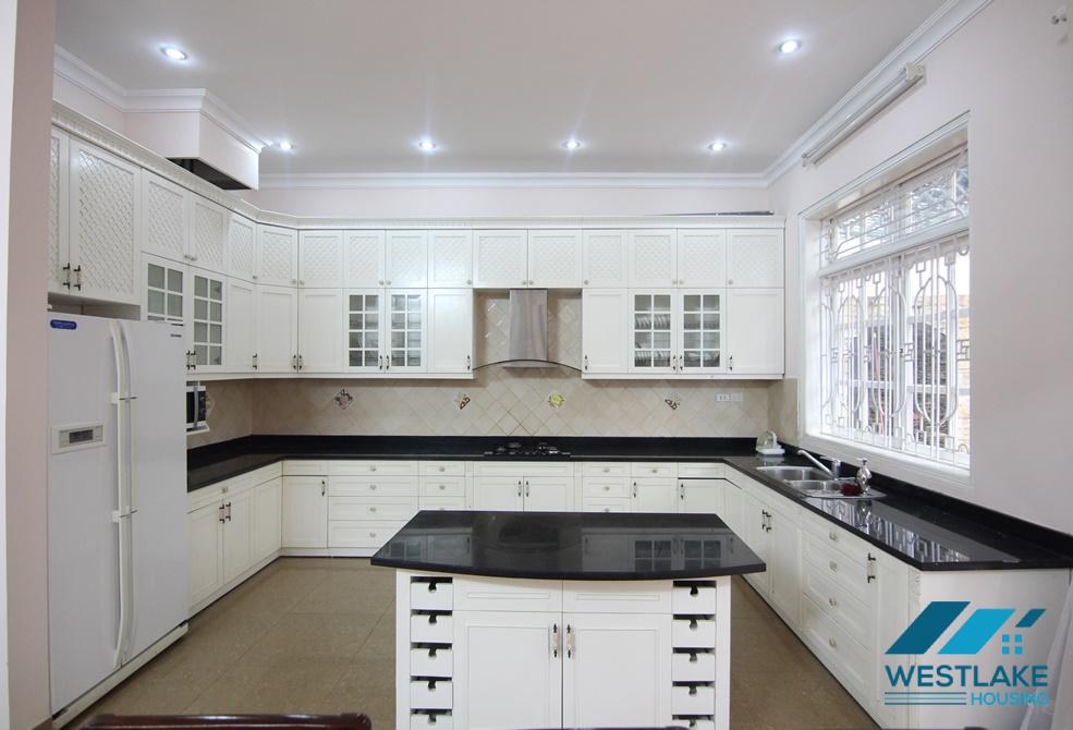 Cho thuê nhà đẹp tại Ciputra – Tây Hồ, Hà Nội.