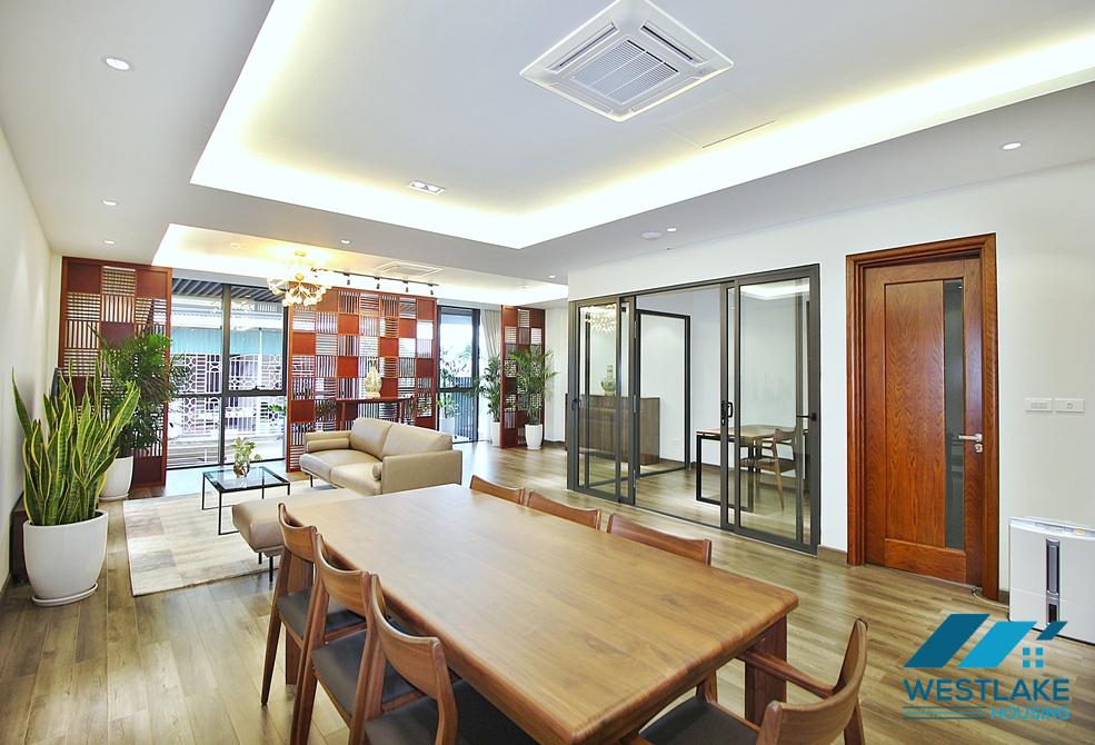 Clean and spacious 3 bedrooms apartment for rent in tay Ho area, Ha Noi