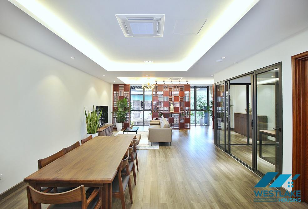 Clean and spacious 3 bedrooms apartment for rent in tay Ho area, Ha Noi