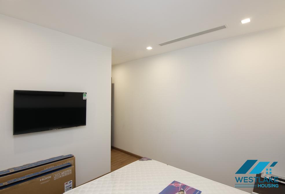 A nice 2 bedroom apartment for rent in Vinhomes Metropolis, Ba Dinh, Ha Noi A nice 2 bedroom apartment for rent in Vinhomes Metropolis, Ba Dinh, Ha Noi