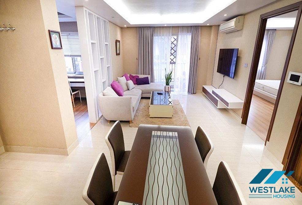 A beautiful 2 bedroom apartment for rent in Lieu Giai st, Ba Dinh, Ha Noi