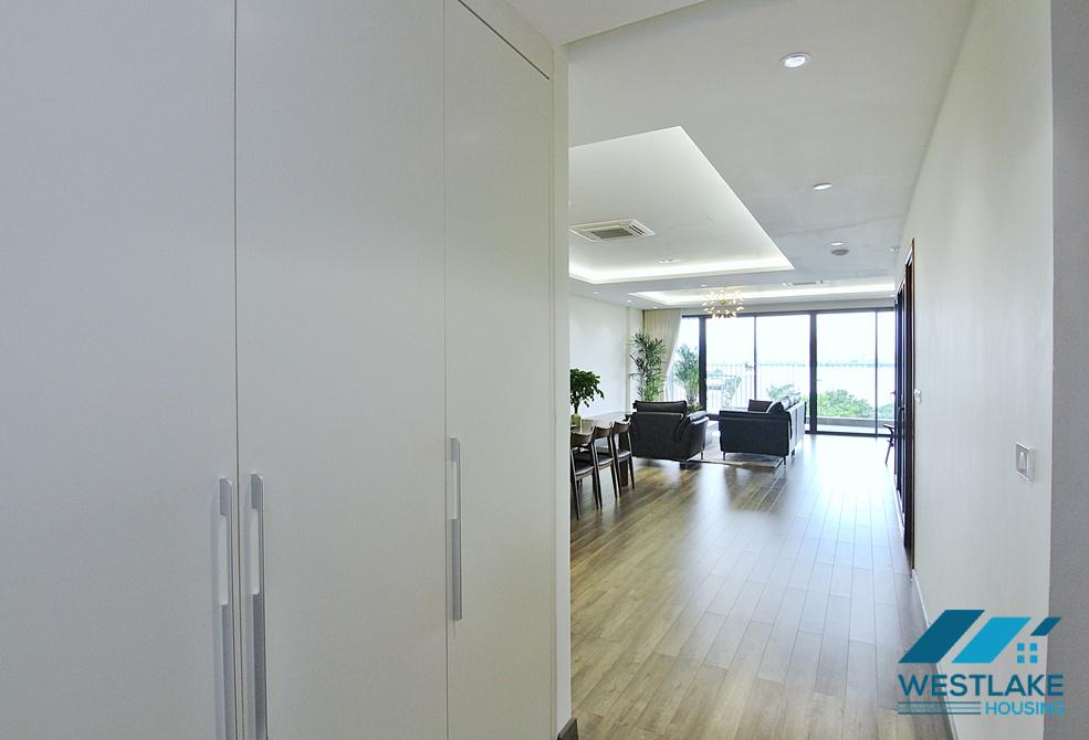 A beautiful 03 bedrooms and 01 working room apartment on 5th floor for rent in Tay Ho, Ha Noi A beautiful 03 bedrooms and 01 working room apartment on 5th floor for rent in Tay Ho, Ha Noi