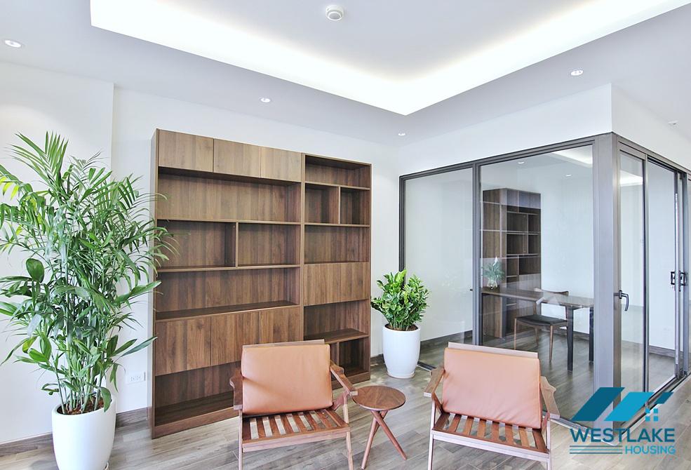 A beautiful 03 bedrooms and 01 working room apartment on 5th floor for rent in Tay Ho, Ha Noi A beautiful 03 bedrooms and 01 working room apartment on 5th floor for rent in Tay Ho, Ha Noi