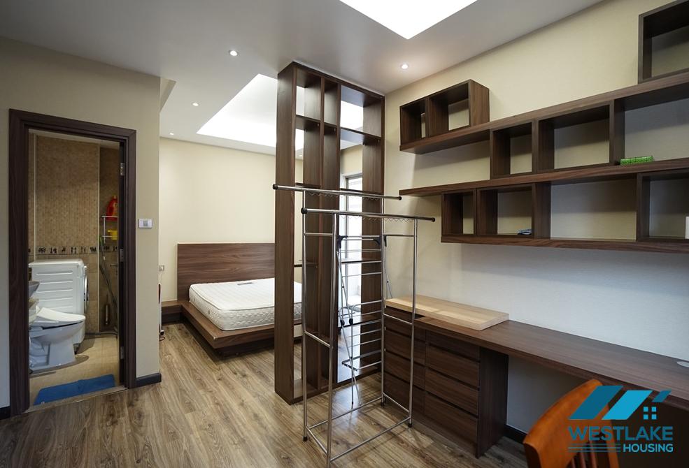 A stylish and modern 2 bedroom apartment for rent on Lieu Giai, Ba Dinh, Ha Noi