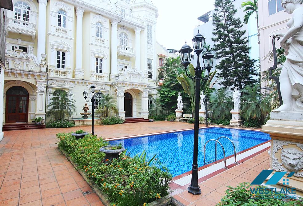 A huge villa with swimming pool for rent in Au Co, Tay Ho