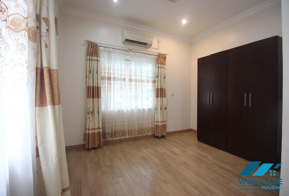 Cho thuê nhà đẹp 4 phòng ngủ tại khu C – Ciputra, Tây Hồ