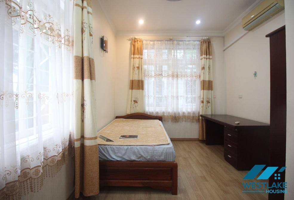 Cho thuê nhà đẹp 4 phòng ngủ tại khu C – Ciputra, Tây Hồ