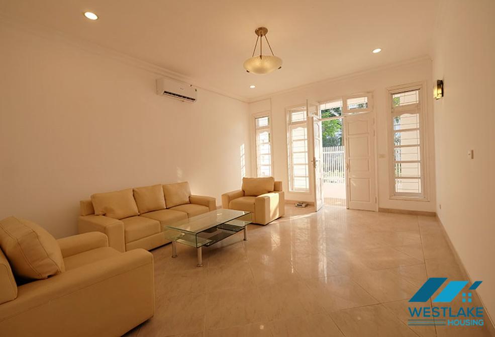 Cho thuê nhà 4 phòng ngủ tại Ciputra – Tây Hồ, Hà Nội