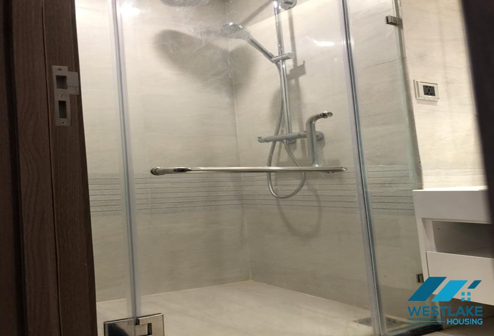 A beautiful two bedroom apartment for rent in Vinhomes Metropolis, Ba Dinh, Ha Noi