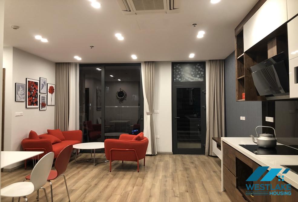 A brand new and modern 1 bedroom apartment for rent in Vinhomes Metropolis, Ba Dinh