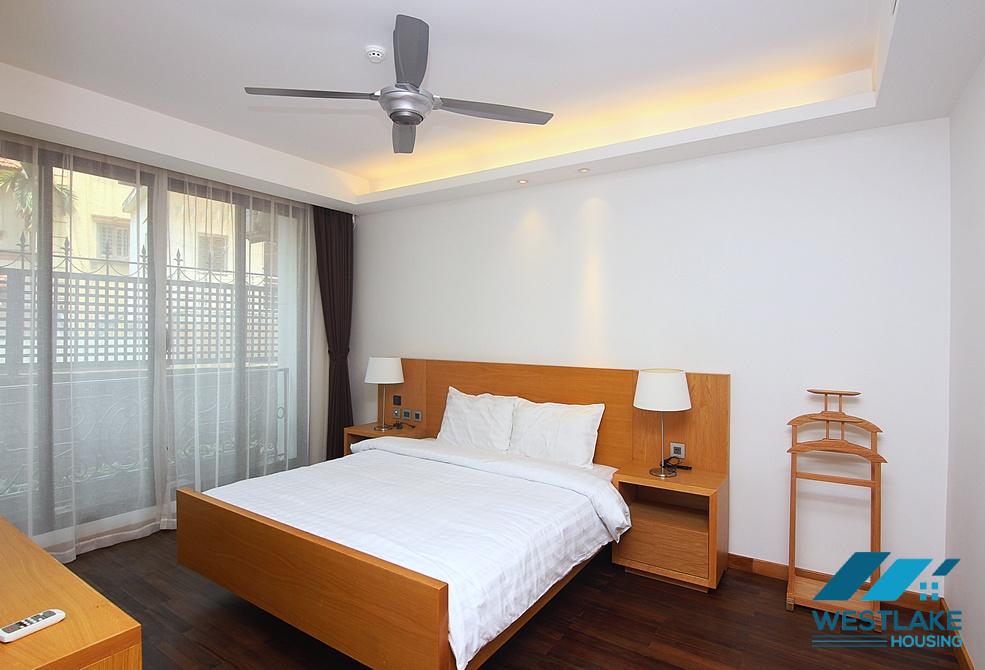 Spacious 02 bedrooms apartment for rent in central of Tay Ho, Ha Noi
